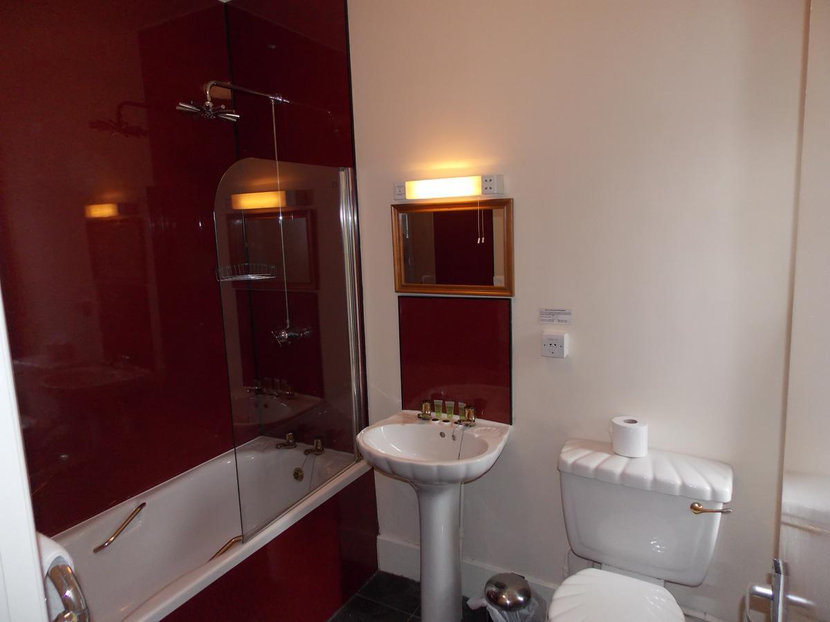 Cross Keys Hotel Canonbie 外观 照片